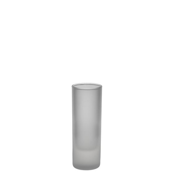 Ein einzelnes, leeres, zylindrisches Schnapsglas aus mattiertem Glas steht auf einem weißen Hintergrund. Das Glas ist schmal und hoch mit einem dicken Boden.