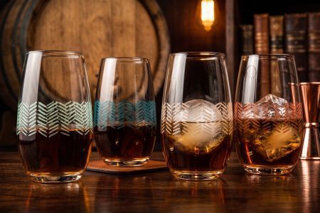 Zu den Whiskeygläseräsern