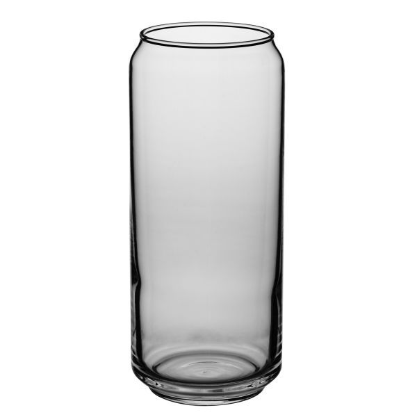 Ein klares Glas in Form einer Getränkedose, auf einem weißen Hintergrund.