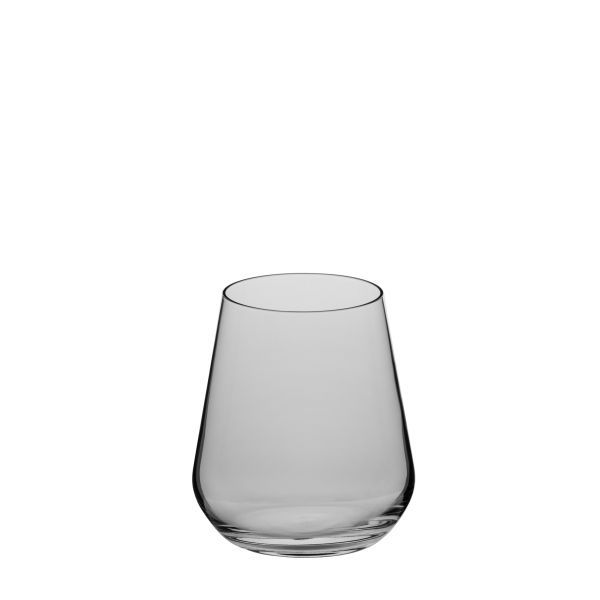 Ein einzelnes, leeres, klares Trinkglas ohne Stiel vor einem weißen Hintergrund. Das Glas hat eine leicht bauchige Form, die sich nach oben verjüngt.