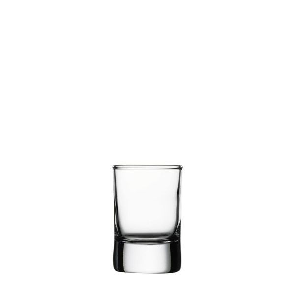 Ein kleines, zylindrisches Schnapsglas mit einem sehr dicken Boden, auf einem weißen Hintergrund.
