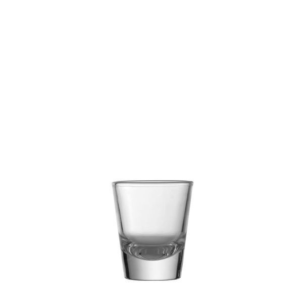 Klares, kleines Trinkglas mit geraden Wänden und einem abgesetzten, dickeren Boden, leer und vor weißem Hintergrund.