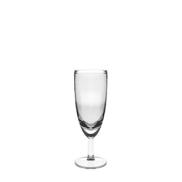 Klares Sektglas auf einem schlanken Stiel mit runder Basis und einem hohen, schmalen Kelch, leer und vor weißem Hintergrund.